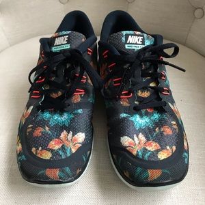 Floral Nike Free Runs 5.0